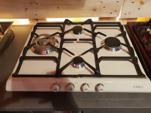 Smeg Kühlschrank 55 Cm : Smeg sr764pxd ausstellungsstück einbau gaskochfeld 60 cm Smeg Kühlschrank 55 Cm : Smeg sr764pxd ausstellungsstück einbau gaskochfeld 60 cm
