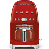 Smeg BCC02 Kompakte Kaffeevollautomat mit Dampffunktion im 50er Jahre Retro  Design Kaffeemaschine